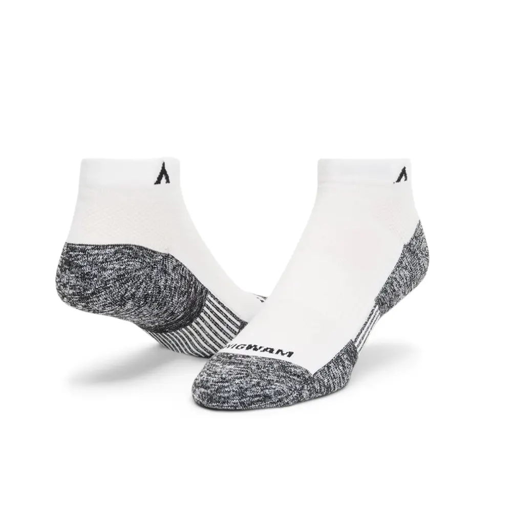 Wigwam Attain Lightweight Low