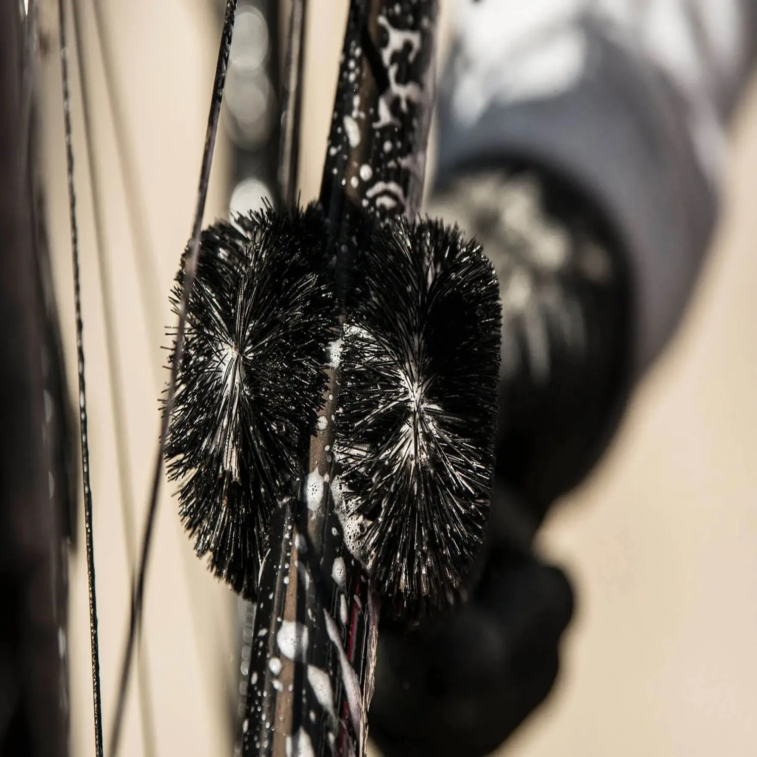  - Muc-Off Individual Brush - 2 Prong