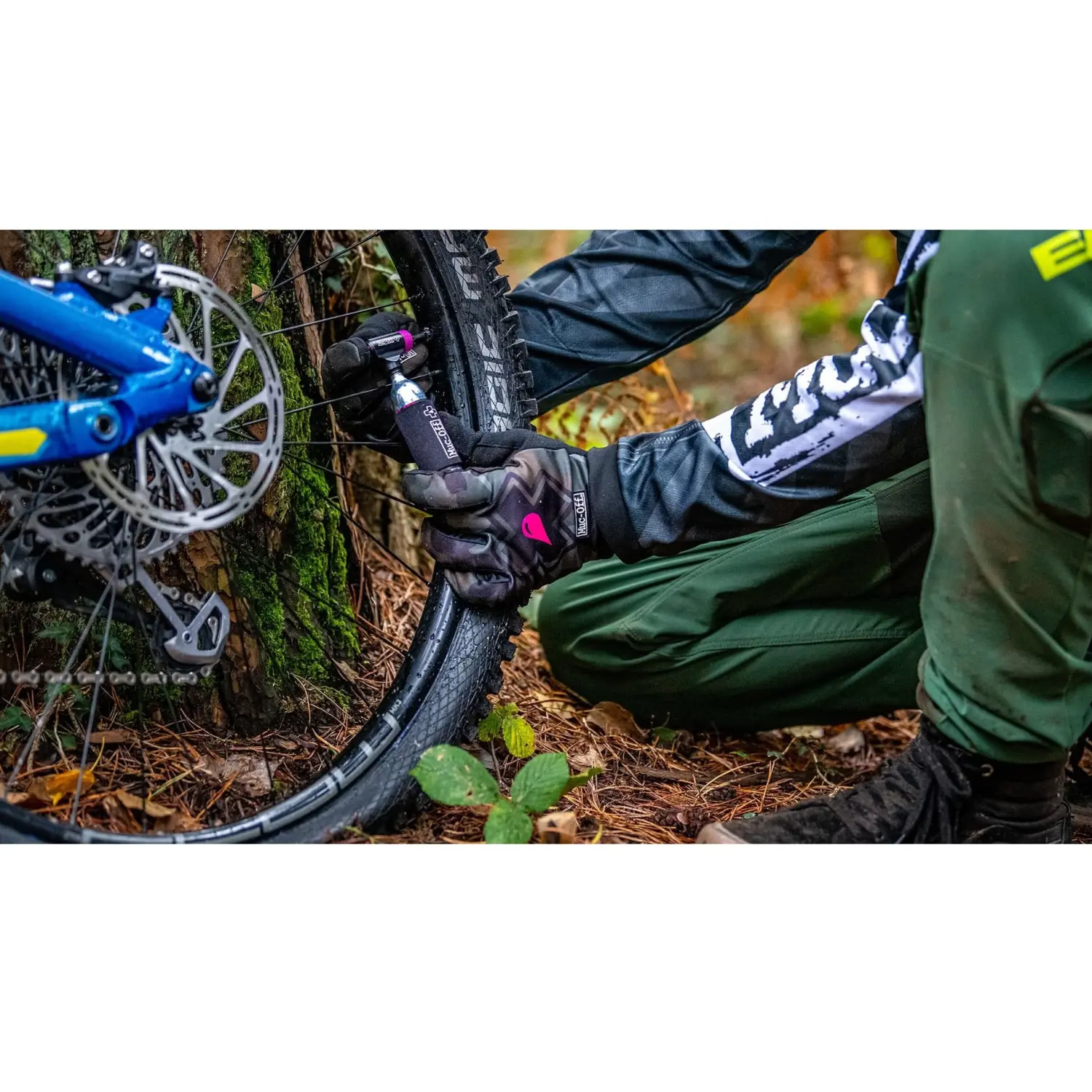  - Muc-Off MTB CO2 Inflator Kit