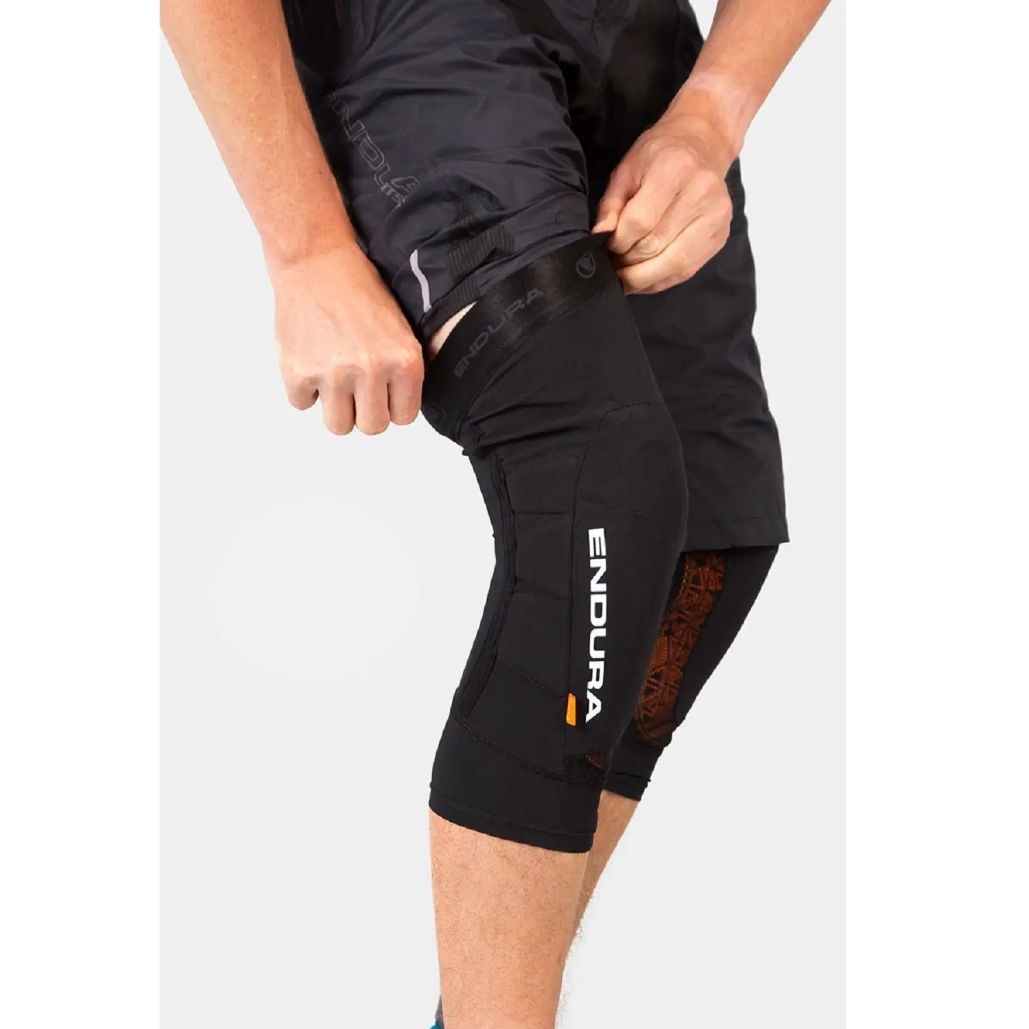  - Endura MT500 D3O Ghost Knee Protector