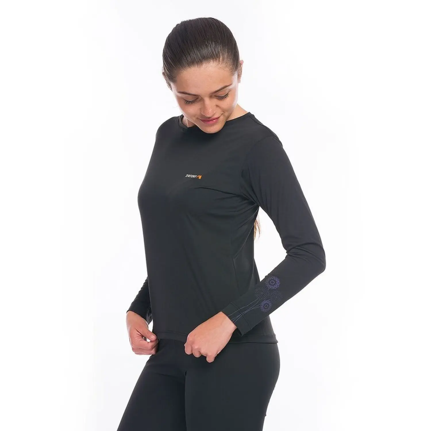 black ms - Tatoo Light Weight L/S Tee Women