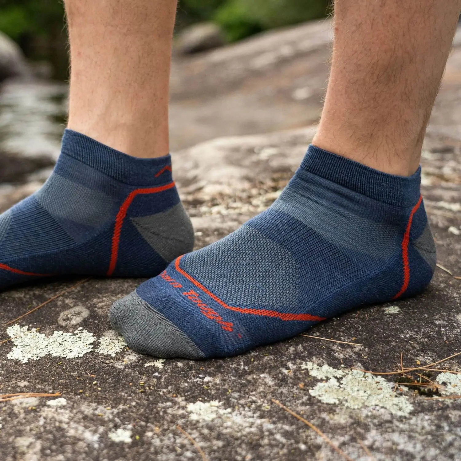  - Darn Tough Men's Light Hiker No Show Lightweight Cushion