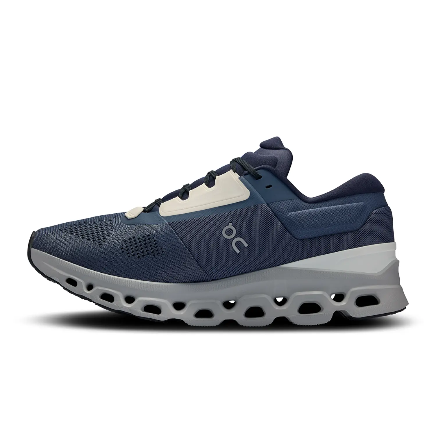  - On Running Cloudstratus 3 M's