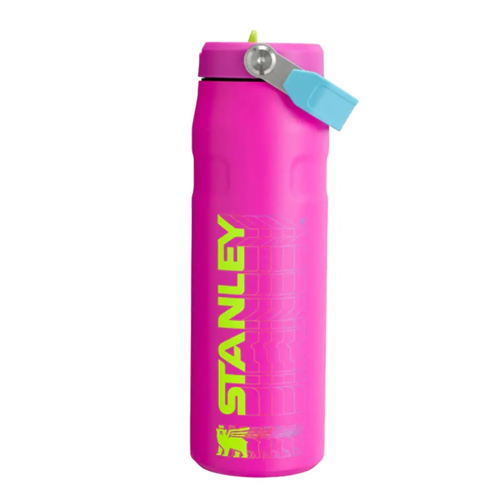 Stanley The IceFlow™ Bottle with Flip Straw Lid 24 OZ