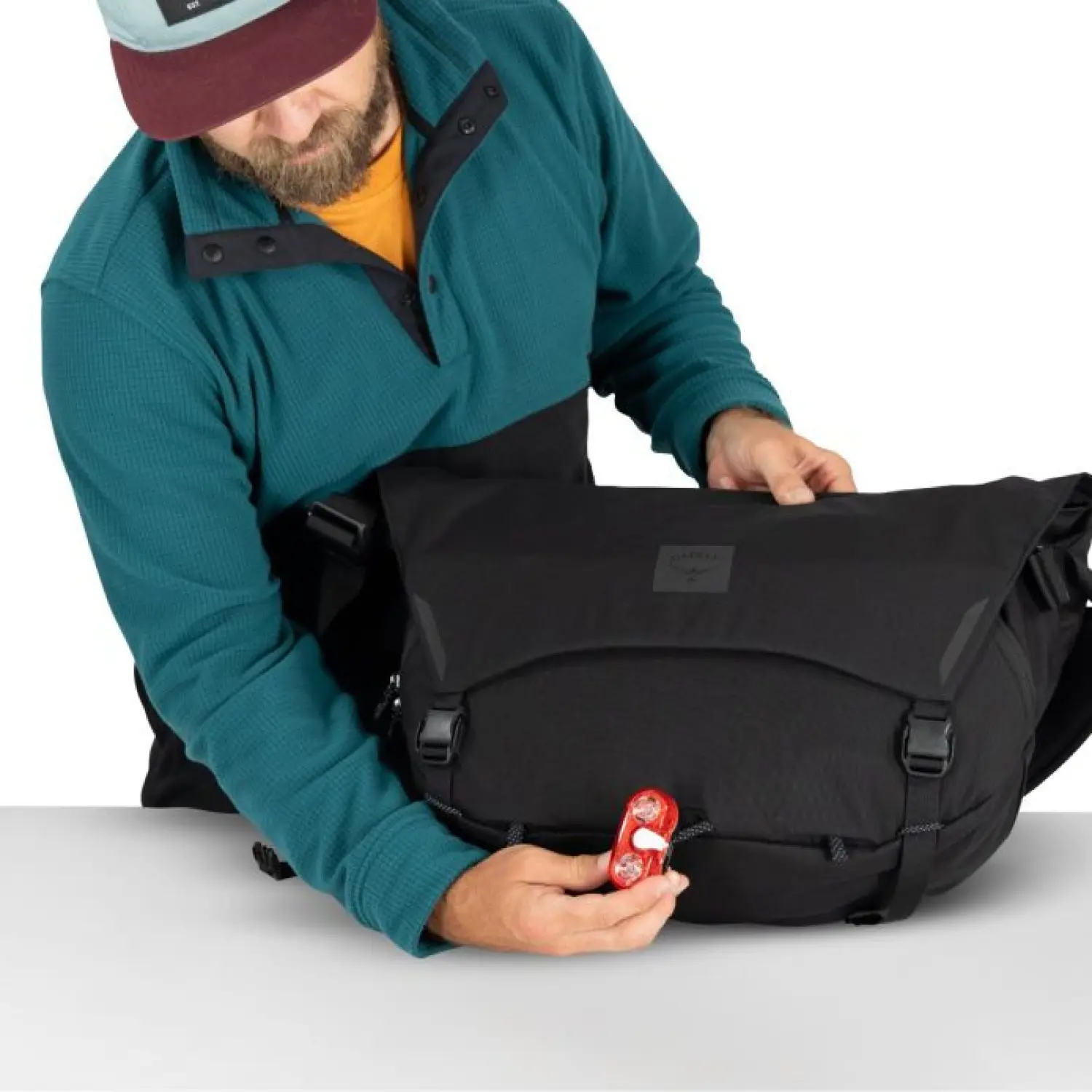  - Osprey Metron Messenger 18