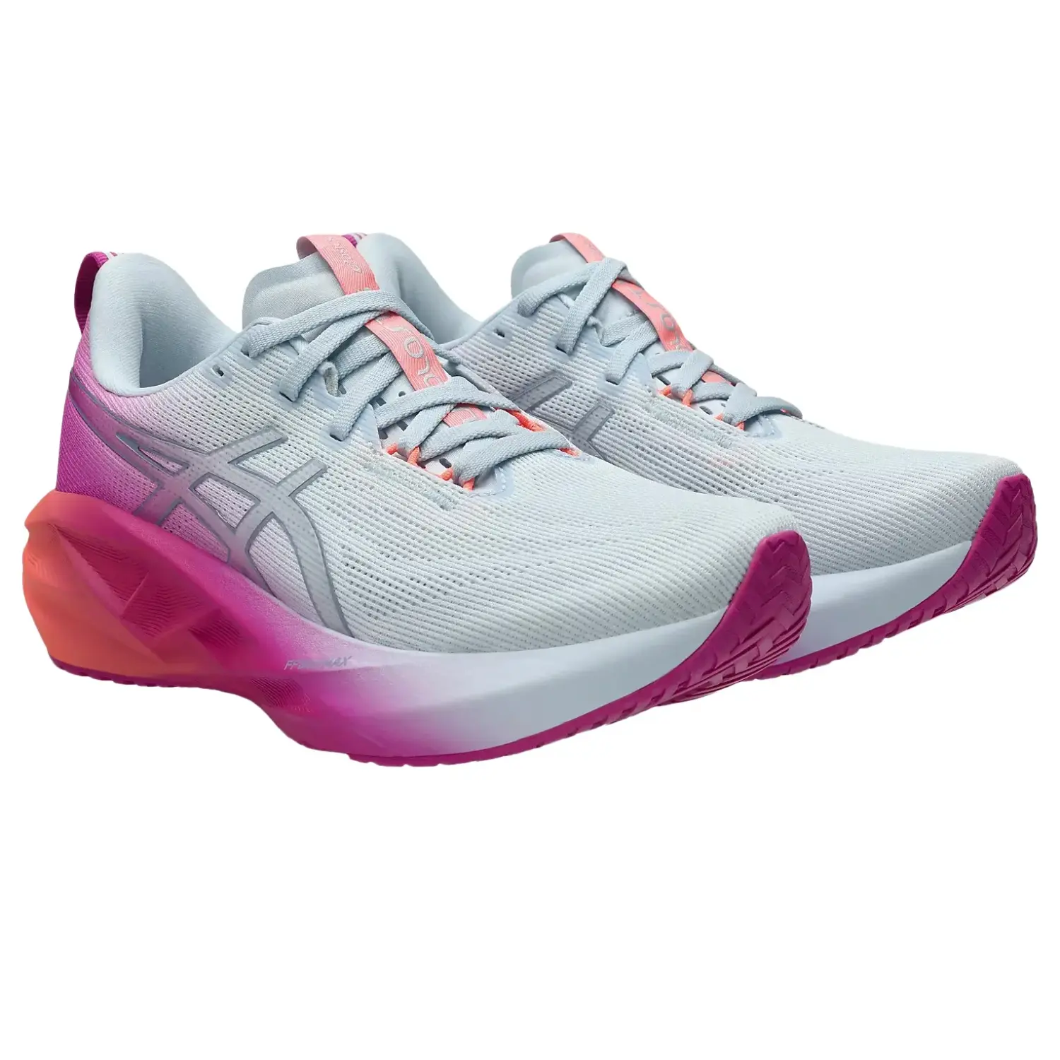 sky/digital sakura - Asics Novablast 5 W's