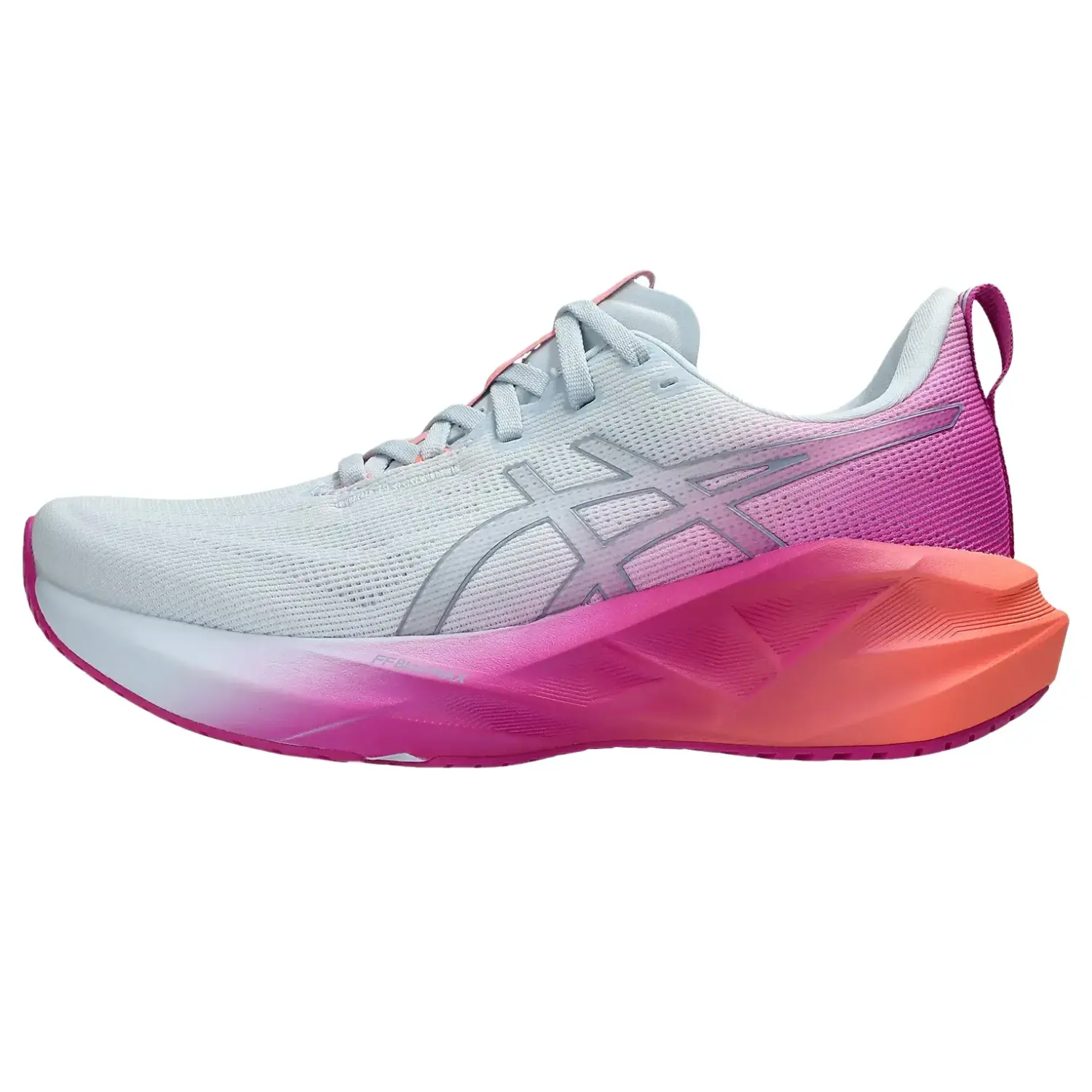 sky/digital sakura - Asics Novablast 5 W's