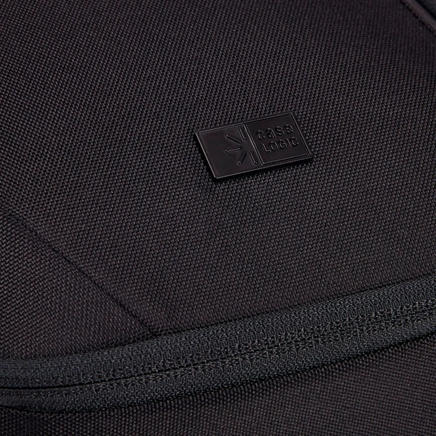  - Case Logic Estuche de organización electrónica grande Invigo