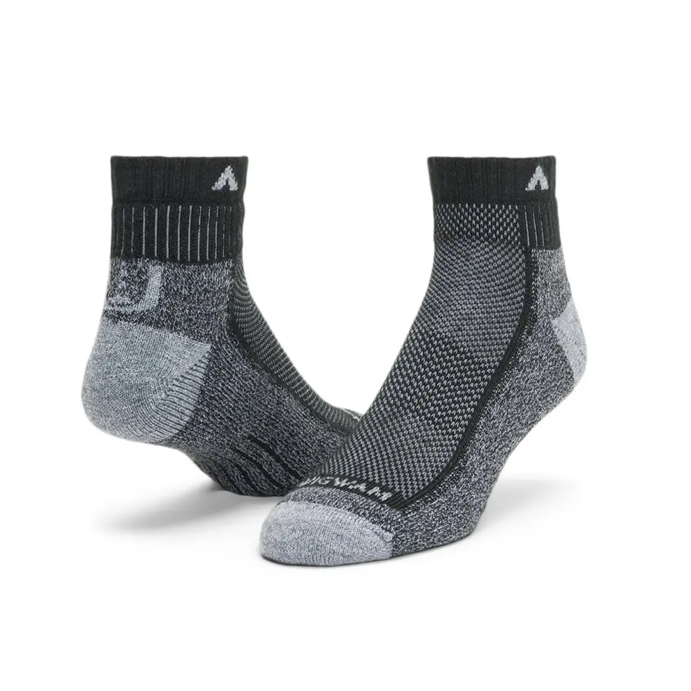 Black/grey