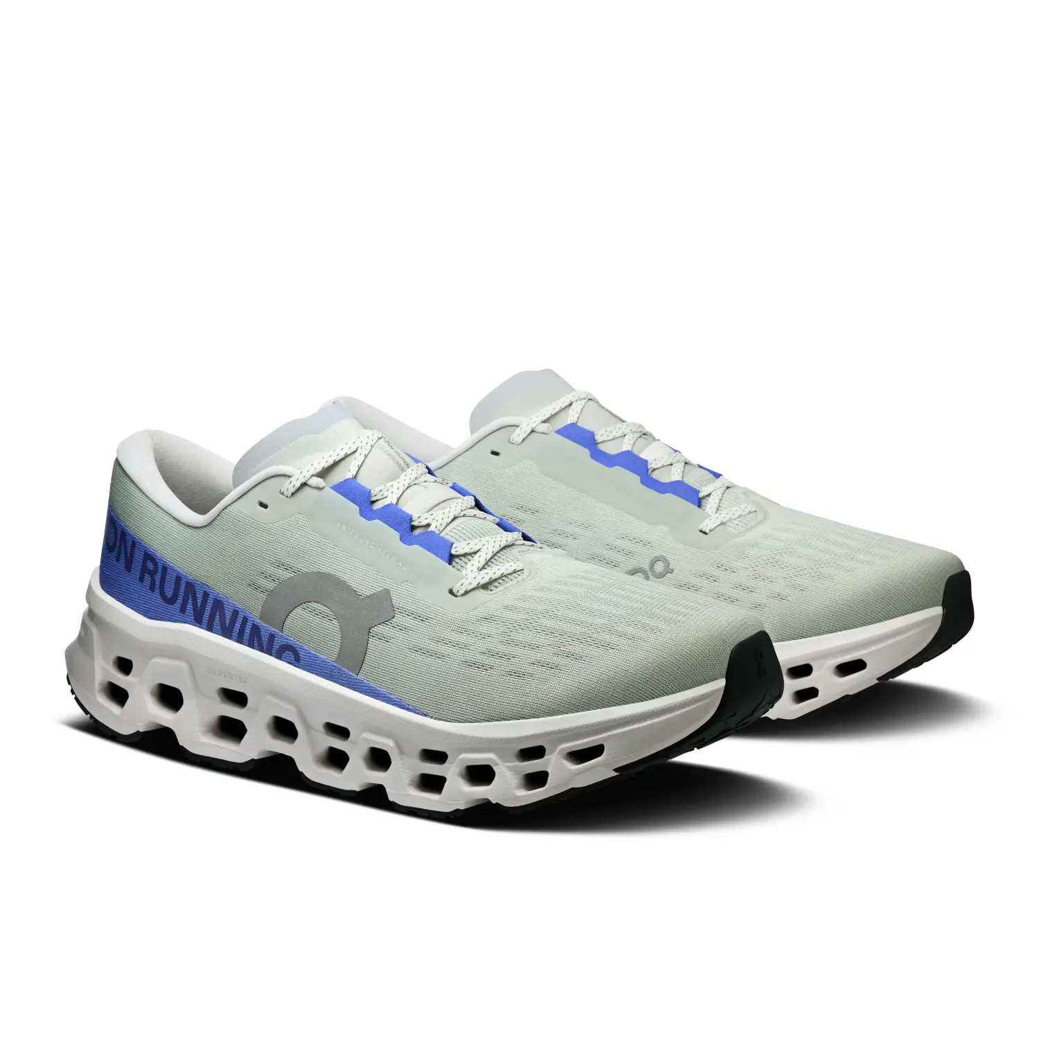 iceberg | ivory - On Running Cloudmonster 3 M´s